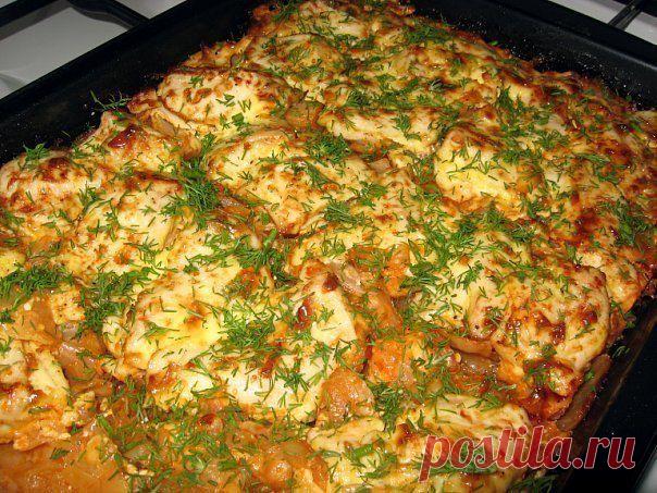 Куриная грудка в капустной шубе
• Домашняя Кулинария •


Ингредиенты:
-грудка
-соль
-специи
-капуста
-растительное масло
-томатная паста
-майонез