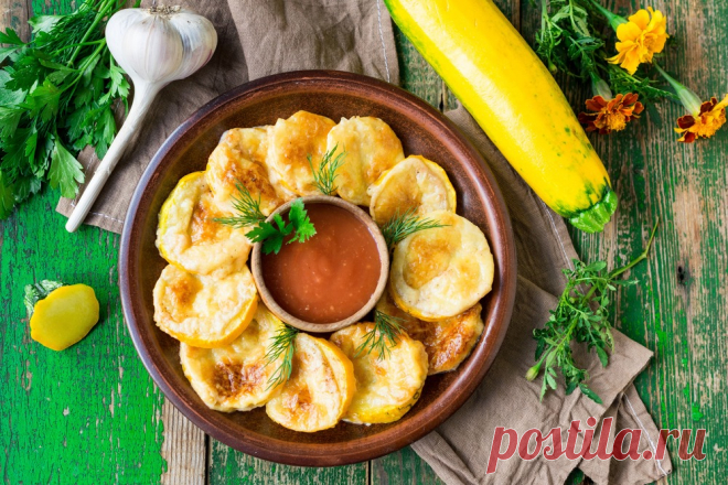 Кабачки, запеченные с сыром и чесноком Как вкусно приготовить кабачки за 30 минут? Давайте-ка их запечем в духовке под сырно-чесночным соусом