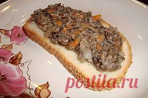 Грибная икра рецепт
Очень вкусная грибная икра из опят (можно делать из любых грибов - купленных в магазине шампиньонов и вешенок тоже!!! Отличная начинка для пирожков и вареников, да и просто намазать на хлеб очень вкусно.  Рецепт тут