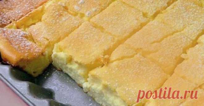 Рецепт творожного торта со сливочным маслом Я, как и любая хозяйка, обожаю простую домашнюю выпечку. Не люблю долго стоять у плиты, а еще больше не люблю потом мыть гору грязной посуды. Именно поэтому предпочитаю быстрые и простые рецепты и сегодня поделюсь одним из таких.