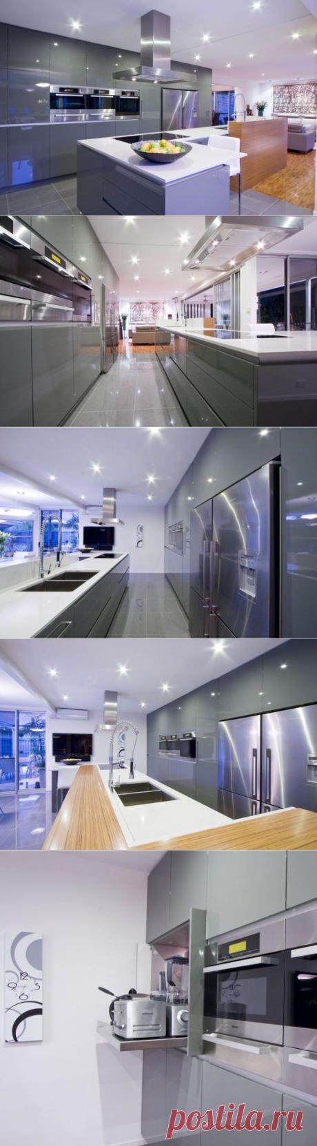 Надо верить в возможность счастья, чтобы быть счастливым.