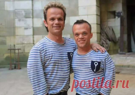 Личная жизнь Паспарту и Пасмюрая из «Форта Боярд». Как выглядят жены маленьких звезд | Люблю Себя