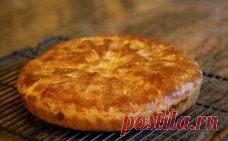 Ս. Ծննդյան ծիսական ճաշատեսակներից առավել կարևորը ծիսական բաղարջն էր,կրկենին կամ դովլաթը,որը հաջորդ օրը պետք է մասերի բաժանվեր կամ բաշխվեր ընտանիքի անդամների, ինչպես նաև ընտանի կենդանիների միջև։Ըստ Ազնիվ Կարապետյանի,բացի տարի հացի կտորներից,կենդանիներին տալիս էին նաև պասուց տոլմա։ ամշենում ծիսահացը կոչվում էր նաև քաթա։Տարի-հացի մեջ դրվում էր նաև գուշակություն-բախտավորության համար նախատեսված դովլաթը։Դովլաթը մի մետաղադրամ էր կամ հոնի կորիզ,որն ըստ հավատալիքի երջանկություն էր բերում ընտանիքի անդամին