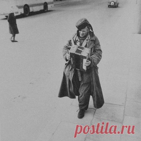 Изображение Антанаса Суткиса Мелодия одиночества. Вильнюс. Литовская ССР. СССР. 1977 год. / История цивилизаций!