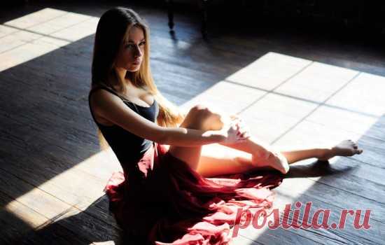 Бодибалет: упражнения для ног в домашних условиях.  Комплекс упражнений для ног: советы девушкам, как подкачать ножки . Милая Я