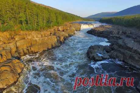 Красноярский край, плато Путорана, Большой Курейский водопад.