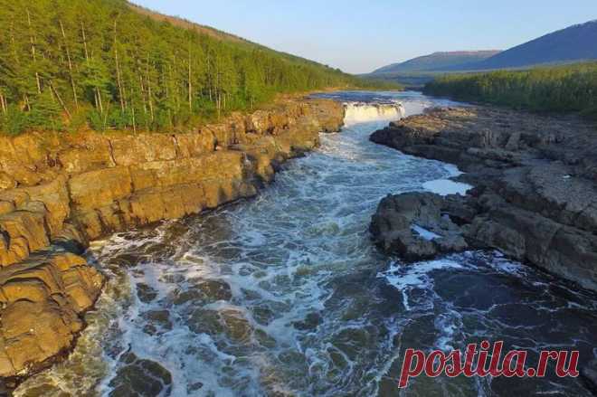 Красноярский край, плато Путорана, Большой Курейский водопад.