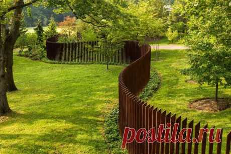 Красивые заборы для частного дома: выбираем лучший вариант