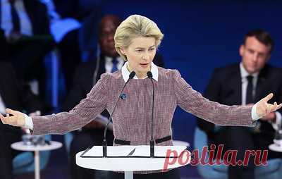 Die Weltwoche: в Брюсселе хотят отставки "токсичной" главы Еврокомиссии. По данным издания, отставка главы ЕК могла бы "разблокировать многие процессы" в Евросоюзе