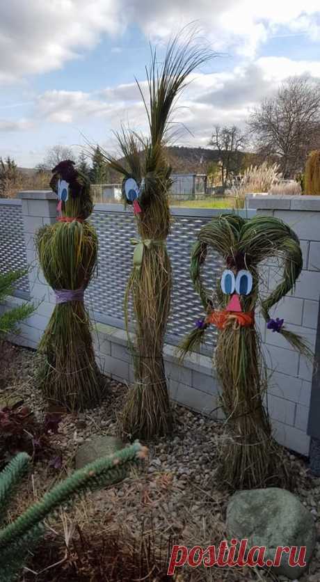 смешные фигурки в саду