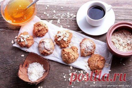 Ржаное печенье с овсяными хлопьями и кокосовой стружкой