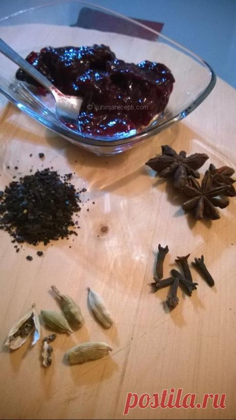 Dzem od sljiva bez secera sa zacinima - Kuhinja i Recepti Stize nam jesen s obiljem plodova pa je pravo vrijeme za pripremu zimnice. Napravite ovaj predivan dzem od sljiva bez secera sa zacinima, naravno bez dodatog secera. Priprema Sljive madjarica, pozegaca, bistrica moraju biti dobro zrele za izradu ovoga dzema. Operu se i izvad i im se kostica. Za dzem šljive se ne melju. Stave … Настави са читањем Dzem od sljiva bez secera sa zacinima