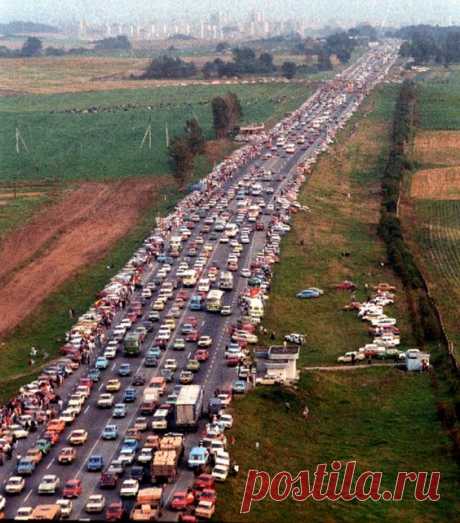 The Baltic Way near Vilnius, Lithuania.  |  Pinterest • Всемирный каталог идей