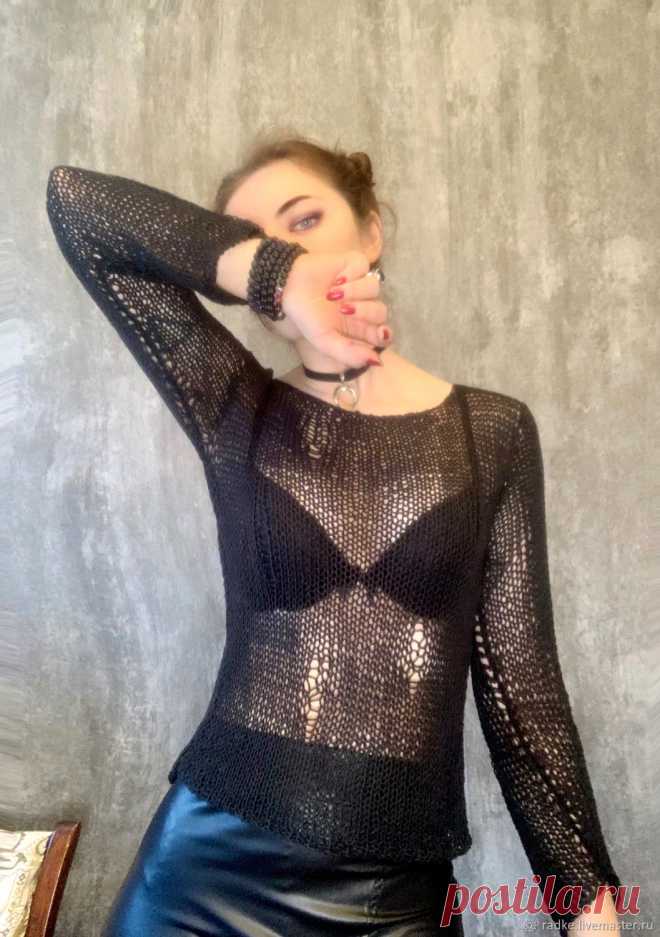 Джемпер с дырками и спущенными петлями в интернет-магазине Ярмарка Мастеров по цене 5450 ₽ – PHWNKRU | Джемперы, Екатеринбург - доставка по России