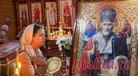 Дві молитва до святого Миколая, щоб отримати здоров’я і захист на цілий рік. 19 грудня велике свято - святого Миколая Чудотворця. В цей день усі віряни звертаються до святого і просять здоров'я і захисту на цілий рік. Ось вам дві важливі молитви, які потрібно прочитати в цей день.    Молитва перша    Великий Угоднику і Святителю
