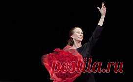 Чтобы помнили 
                                                  Великая Майя   
 20 ноября 1925 года родилась Майя Плисецкая,  балерина, хореограф, педагог.
                                    Плисецкая, которой мы не знали…  .
       1. Плисецкая была человеком творческим, а потому и хобби выбрала себе соответствующее. Она собирала курьезные фамилии. Найдя «очередной шедевр» в каком-нибудь печатном издании, балерина вырезала его и гордо пополняла свою коллекцию. Вот лишь несколько найденных ею