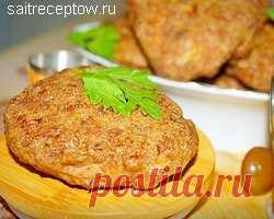 Котлеты из фарша с манкой
фарша мясного 500 грамм
сырое яйцо
луковица
перец молотый, соль
столовая ложка майонеза
2 чайные ложечки горчицы
2 столовые ложки крупы манной
для жарки немного масла подсолнечного