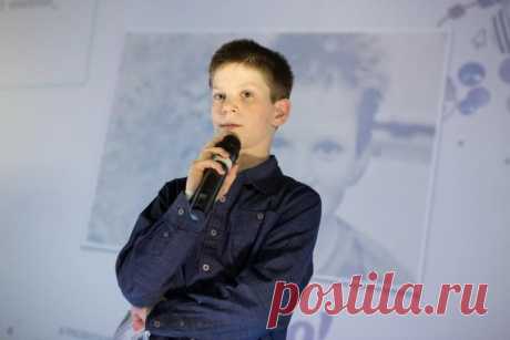 Почему дети не хотят ходить в школу. 10 причин, озвученных 11-летним учеником Тимофей Дрогин рассказал, почему школьники теряют мотивацию в учении и начинают очень не любить школу.