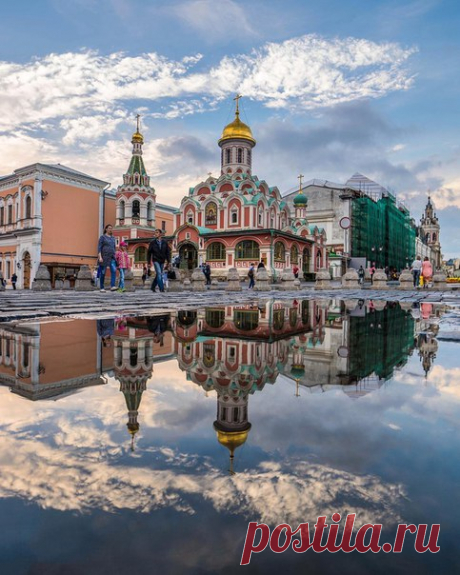 Аудиоэкскурсии по площадям Москвы.