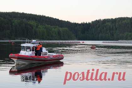 МЧС объявило о поиске пропавших в Белом море туристов