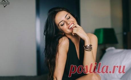 Однажды я вспомню всех своих мужчин, все отношения с ними…. напишу об этом книгу и сделаю бешеные деньги на этом сборнике анекдотов.