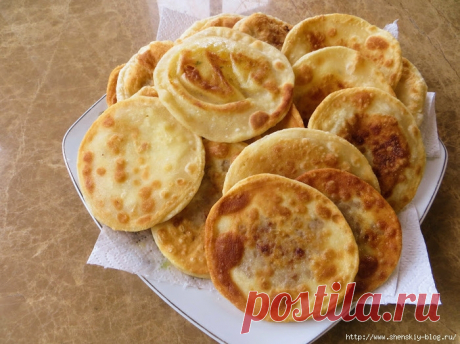 Самые тонкие пирожки в мире с двумя начинками и самые вкусные (по мнению моей семьи)
