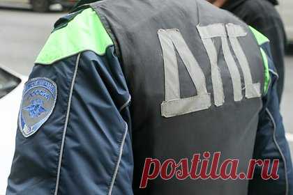 В Подмосковье автомобиль влетел в балкон жилого дома