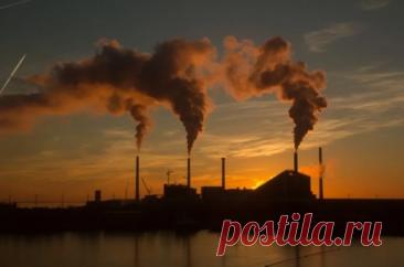 Скрытый разрушитель здоровья сосудов Долговременное воздействие городского воздуха даже при относительно низком уровне загрязнения связано с более тяжелым поражением коронарных сосудов. К такому выводу пришли радиологи Университета Торонто, передает «Лента.ру».