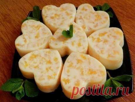Десерт из заварного крема с апельсиновым вкусом
