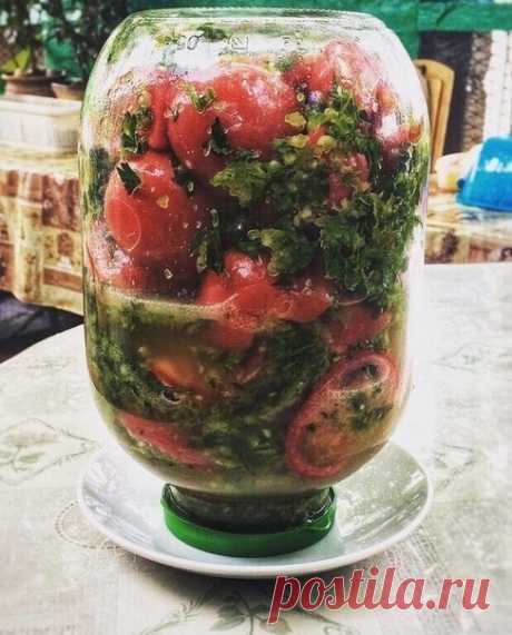 Это безумно вкусные помидоры
Рецепт еще моей бабушки
Пишите, если будете делать. Это очень вкусно!