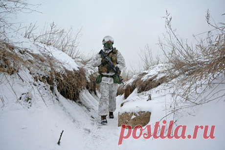 Российский политолог исключил возможность войны в Донбассе. Слухи о скорой войне в Донбассе, как и отъезд иностранных дипломатов из Украины, — лишь последствия медиа-истерии в западной прессе, призванной сопровождать переговоры и реальное разграничение сфер влияния между Россией и США. Об этом рассказал российский политолог Богдан Безпалько.