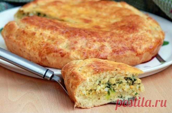 Пирог с яйцом и зеленым луком