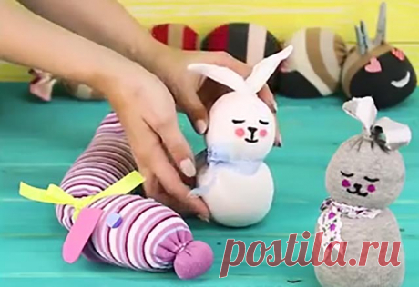 Поделки из носков ✂(зайчик, собачка, кукла, гусеница, снеговик) - 9 идей