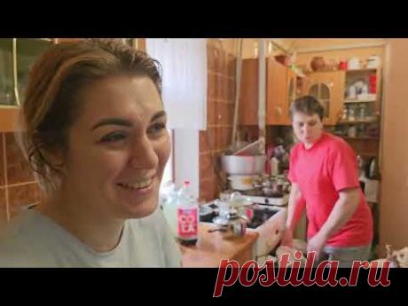 вийшла на вулицю і на мене напали