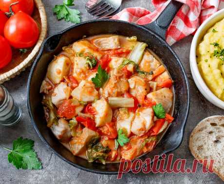 Рыба с пекинской капустой и томатами на Вкусном Блоге Рыба с пекинской капустой и томатами - вкусные проверенные рецепты, подбор рецептов по продуктам, консультации шеф-повара, пошаговые фото, списки покупок на VkusnyBlog.Ru