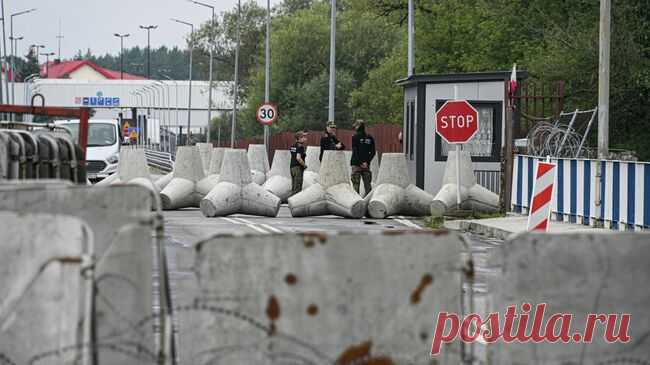 Польша возобновит движение через границу с Белоруссией