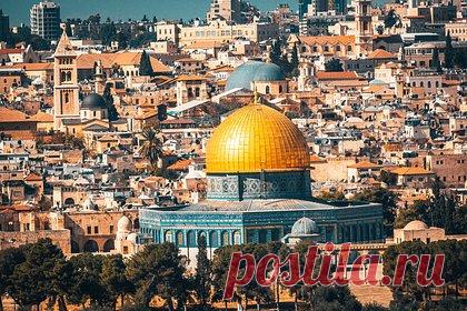 Израиль раскритиковал Австралию за отзыв признания Иерусалима как столицы. Решение об отзыве признания Иерусалима в качестве столицы Израиля является поспешным решением. Так премьер-министр страны Яир Лапид раскритиковал решение австралийских властей, которые ранее удалили с официального сайта правительства Австралии заявление о признании Западного Иерусалима.