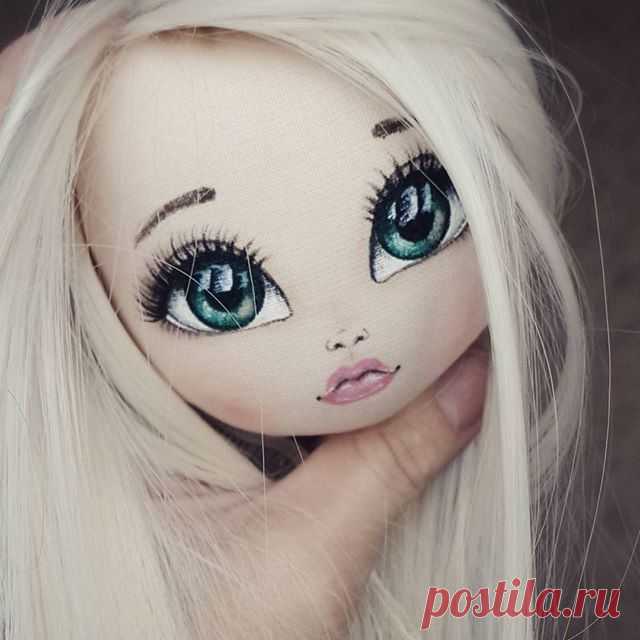 Такая капризуля у меня получилась😙кукларучнойработы #куколка #авторскиекуклы #авторскаякукла #мастерица #текстильнаяигрушка #тыквоголовки #малышка #девочкитакидевочки #кукланазаказ #кукланапродажу #челябинск #beauty #beaty #fashion #puppe #beautydoll #handmadedoll #handmadeshop #handmade #madewithlove #forgirls #doll #dolls #artdoll