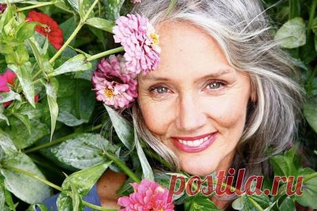 Лицо в морщинках и без макияжа... | ЖЕНСКИЙ МИР