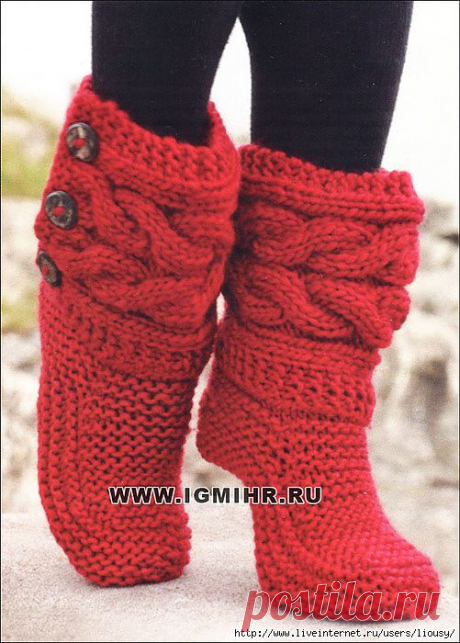 Красные домашние сапожки, от Drops design. Спицы.
