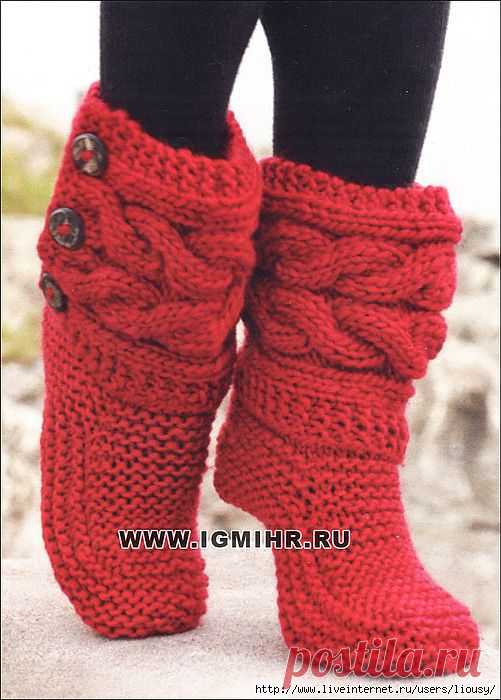 Красные домашние сапожки, от Drops design. Спицы.