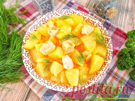 Куриные грудки тушеные с картошкой в мультиварке рецепт с фото пошагово - 1000.menu