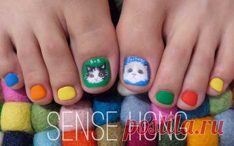 센스홍 Nail artist "SENSEHONG" в Instagram: «#20180118 집사가 된 소진이❤️ 오랜만에 손발하러💅🏻 첫째 룽지랑 둘째 밥이랑 슥슥✍🏻 - 피부가 예뻐 보이는 색이라며  출시될 칼라 예쁘다고  칭찬일색에 기분이 날아갈듯😆💜 든든한 지원군 고마워💕 - #SENSEHONG_nailbrand…» 1,103 отметок «Нравится», 10 комментариев — 센스홍 Nail artist "SENSEHONG" (@sense_hong_) в Instagram: «#20180118 집사가 된 소진이❤️ 오랜만에 손발하러💅🏻 첫째 룽지랑 둘째 밥이랑 슥슥✍🏻 - 피부가 예뻐 보이는 색이라며  출시될 칼라 예쁘다고  칭찬일색에 기분이…»