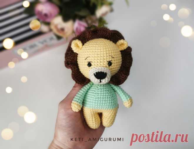 PDF Львёнок крючком. FREE crochet pattern; Аmigurumi animal patterns. Амигуруми схемы и описания на русском. Вязаные игрушки и поделки своими руками #amimore - лев, маленький львенок, котик, кот, кошечка, кошка, котенок.