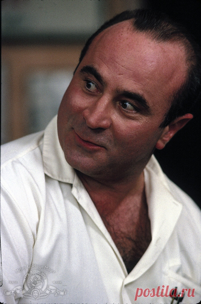 Боб Хоскинс, 26 октября, 1942
 • 29 апреля 2014