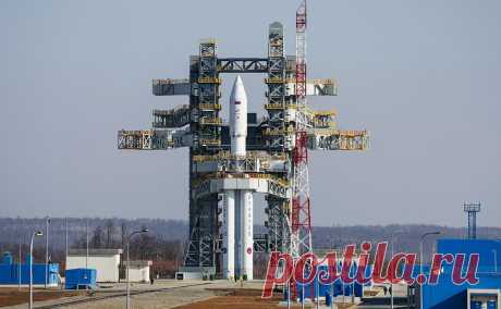 Запуск тяжелой ракеты «Ангара-А5» с Восточного снова отменили. С космодрома Восточный снова не запустили тяжелую ракету «Ангара-А5». Ее пытались запустить накануне, но за несколько минут до запуска его отменили. Тогда произошел сбой системы наддува бака, сообщал «Роскосмос»