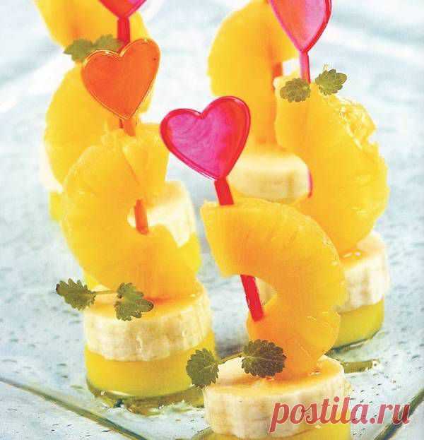 Канапе » Вкусное, Рецепты с фото, Закуски, Салаты, Супы, Блюда из мяса, Блюда из птицы, Блюда из рыбы и морепродуктов, Блюда из овощей, Блюда из теста, Десерты, Напитки