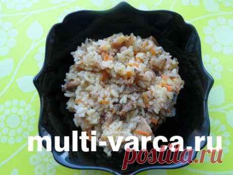 Плов с изюмом и свининой в мультиварке