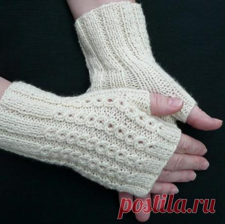 BonBons Fingerless Mitts - Knitting Patterns and Crochet Patterns from KnitPicks.com
