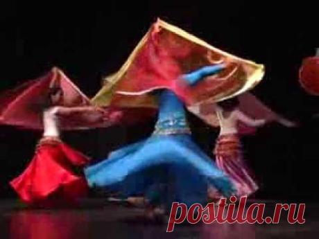 Danse orientale cours : Le double voile demi-circulaire par Myriam Douiou